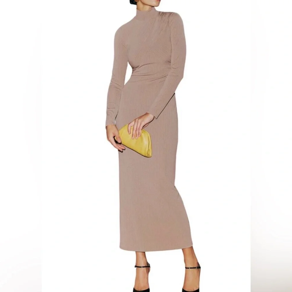 Reformation chic mustard